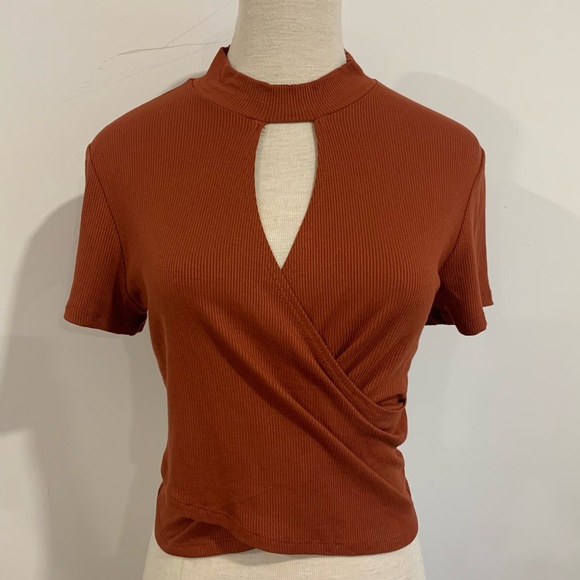 Burnt orange crop top - Picture 1 of 5